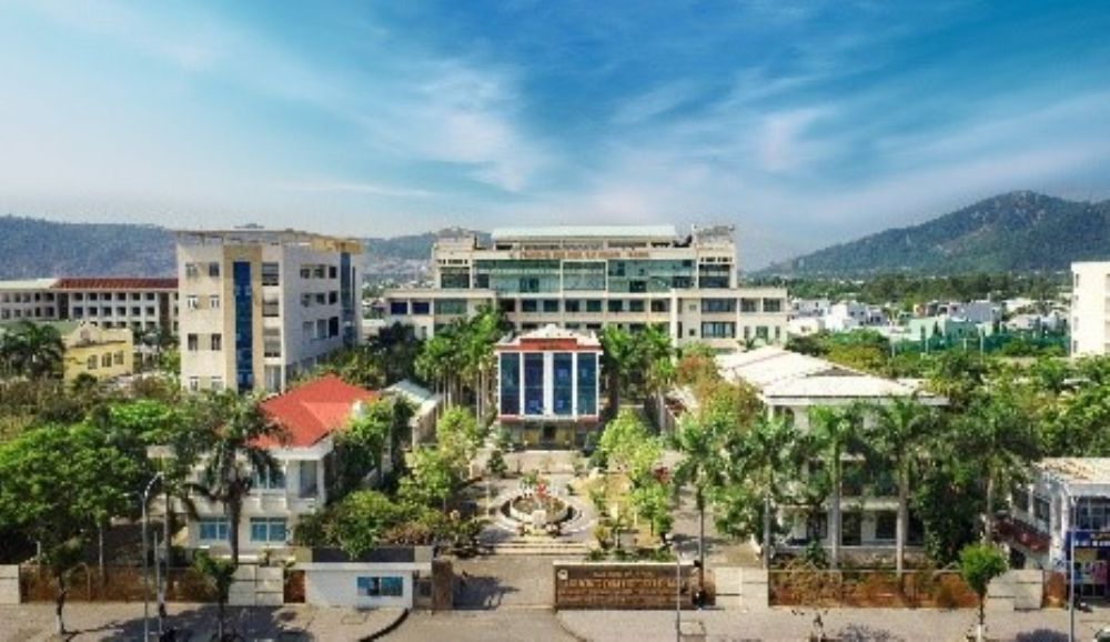 Khảo sát sơ bộ đánh giá chất lượng chương trình đào tạo Trường Đại học Sư phạm - ĐH Đà Nẵng